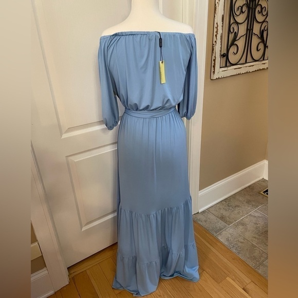 NWT Alexia Admor Harlow Floral Off Shoulder Maxi Dress Size XS - Picture 4 of 8